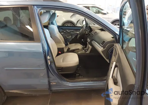 2017 Subaru Forester 2.5I Premium z USA, uszkodzony, nr VIN JF2SJAEC5HH545110